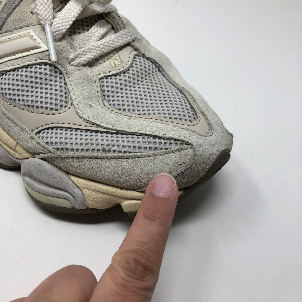 New Balance 9060 Sneakers Men 8 Women 9.5 Unisex Sea Salt Moonbeam Streetwear - Picture 11 of 15
